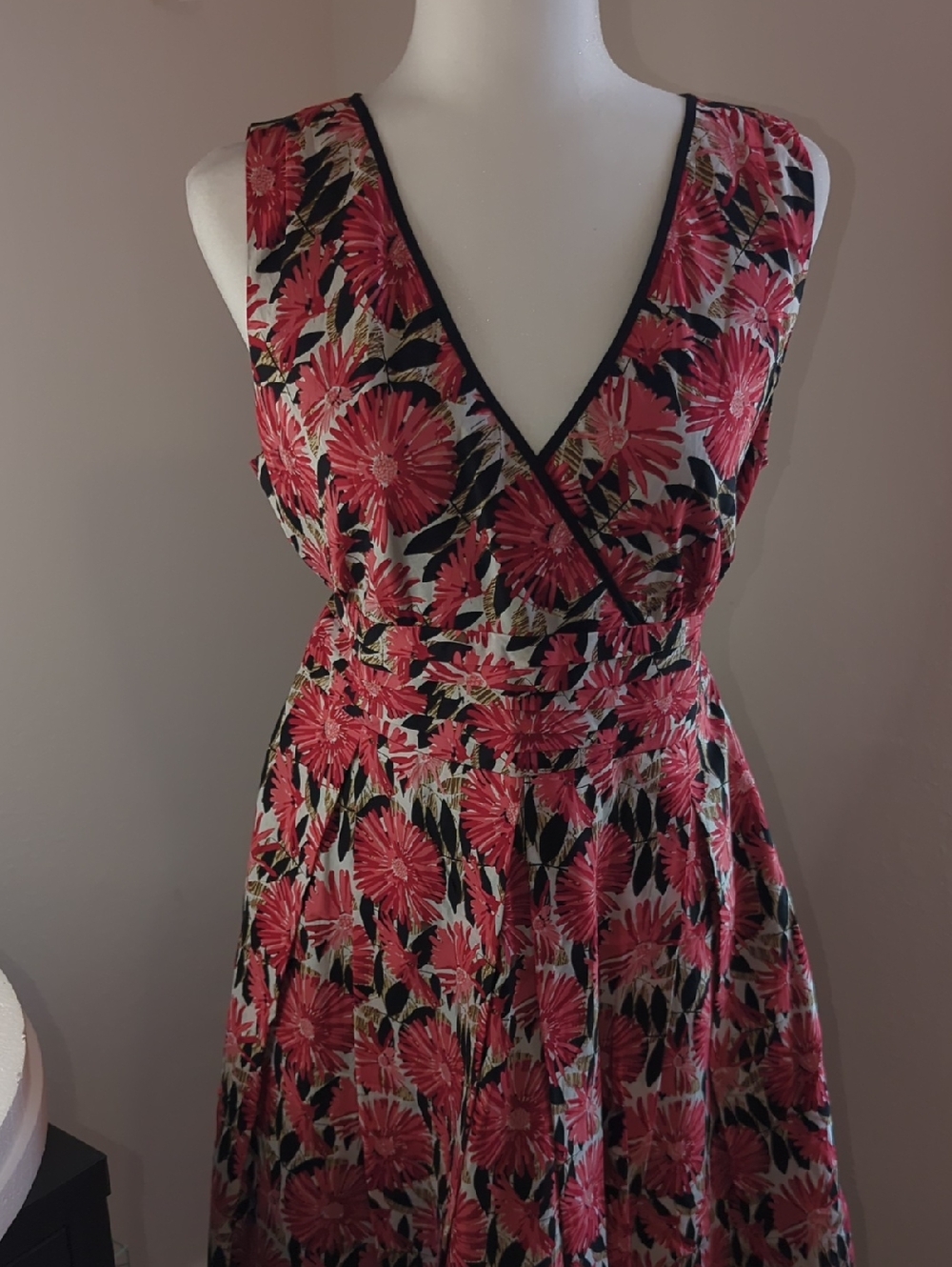 Floral V-Neck Sleeveless Midi Dress in Coral Pink